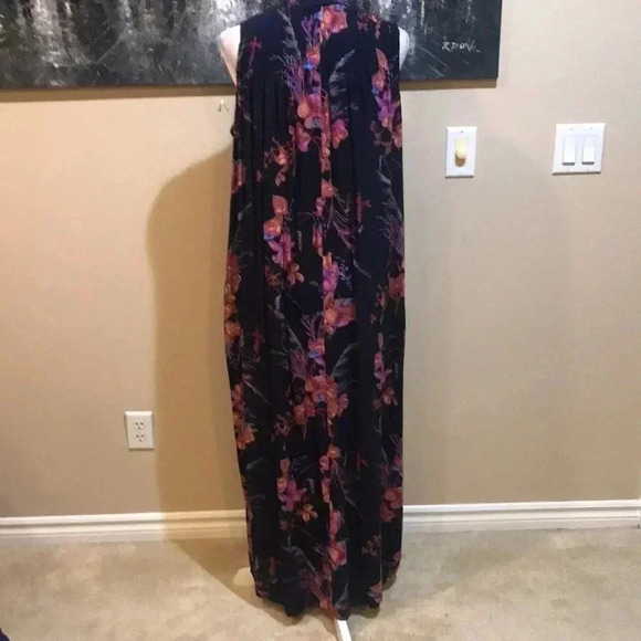 A New Day Floral High Neck Ruffle Maxi with Pockets-Size M - Picture 2 of 8